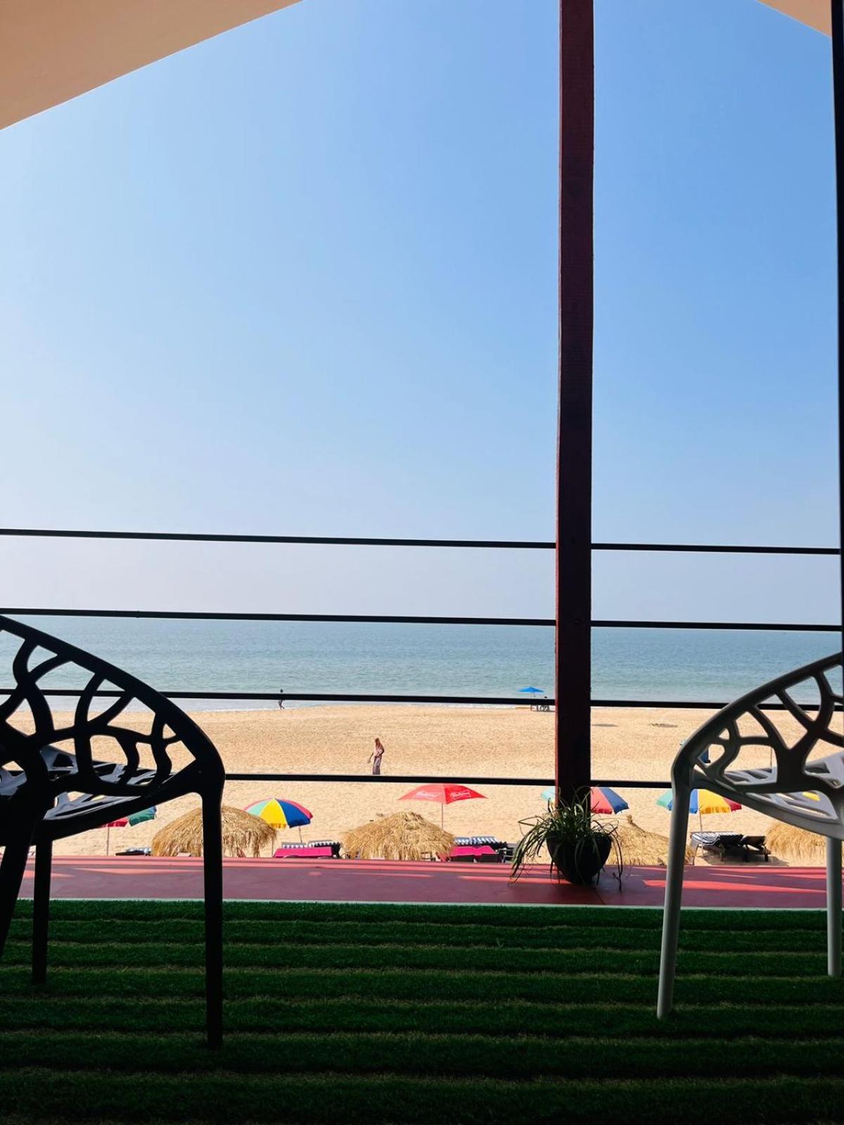 Casa Fiesta Sea Front Beach Huts Patnem Beach Exterior photo